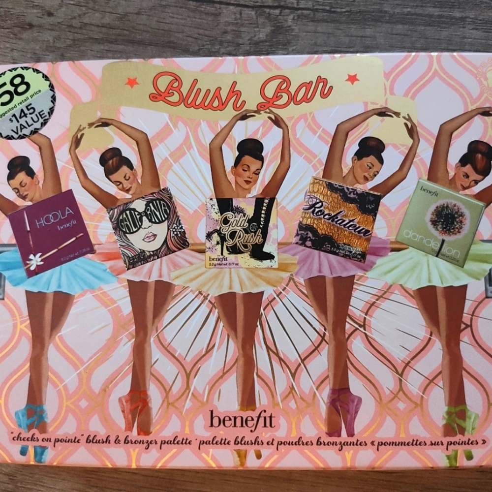 Benefit Blush Bar